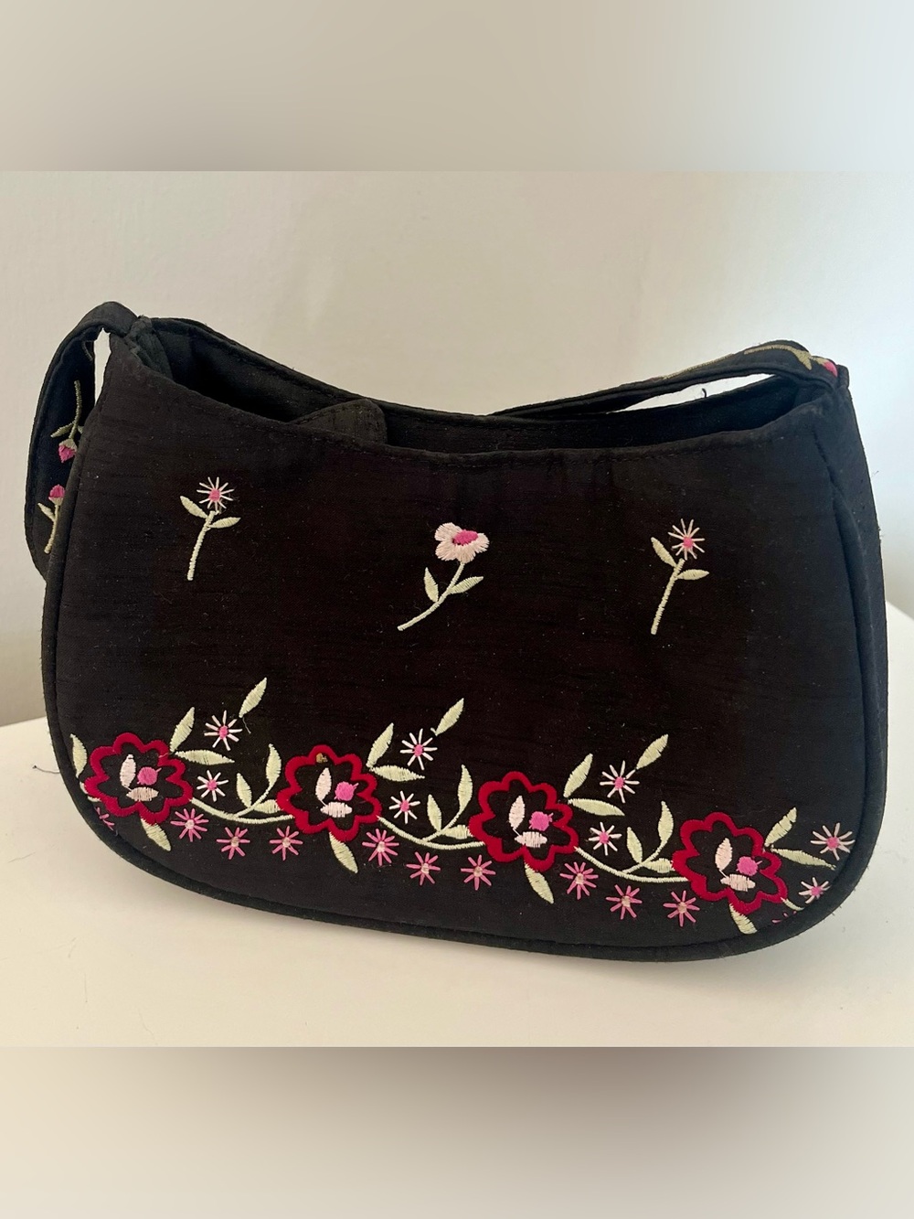 Liz Claiborne Black Floral Embroidered Shoulder Bag